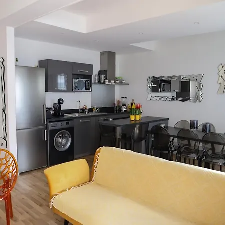 Lejlighed T3 Jaude + Terrasse Et Garage Clermont-Ferrand